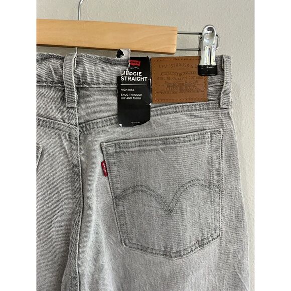 $98 Levis Jeans Womens 27 X 26 Gray Wedgie Straight High Rise Button Fly Denim - Picture 5 of 5